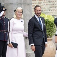 Haakon y Mette-Marit de Noruega en las Bodas de Oro de los Reyes Harald y Sonia