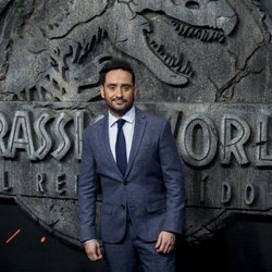 Juan Antonio bayona en la premiere de 'Jurassic World: El Reino Caído' en Madrid