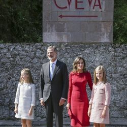 Los Reyes Felipe y Letizia, la Princesa Leonor y la Infanta Sofía en Covadonga