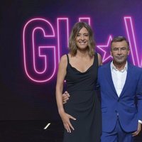 Jorge Javier Vázquez y Sandra Barneda en el posado oficial de 'GH VIP 6'