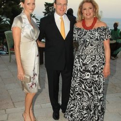 Alberto y Charlene de Mónaco junto a Ira de Fürstenberg