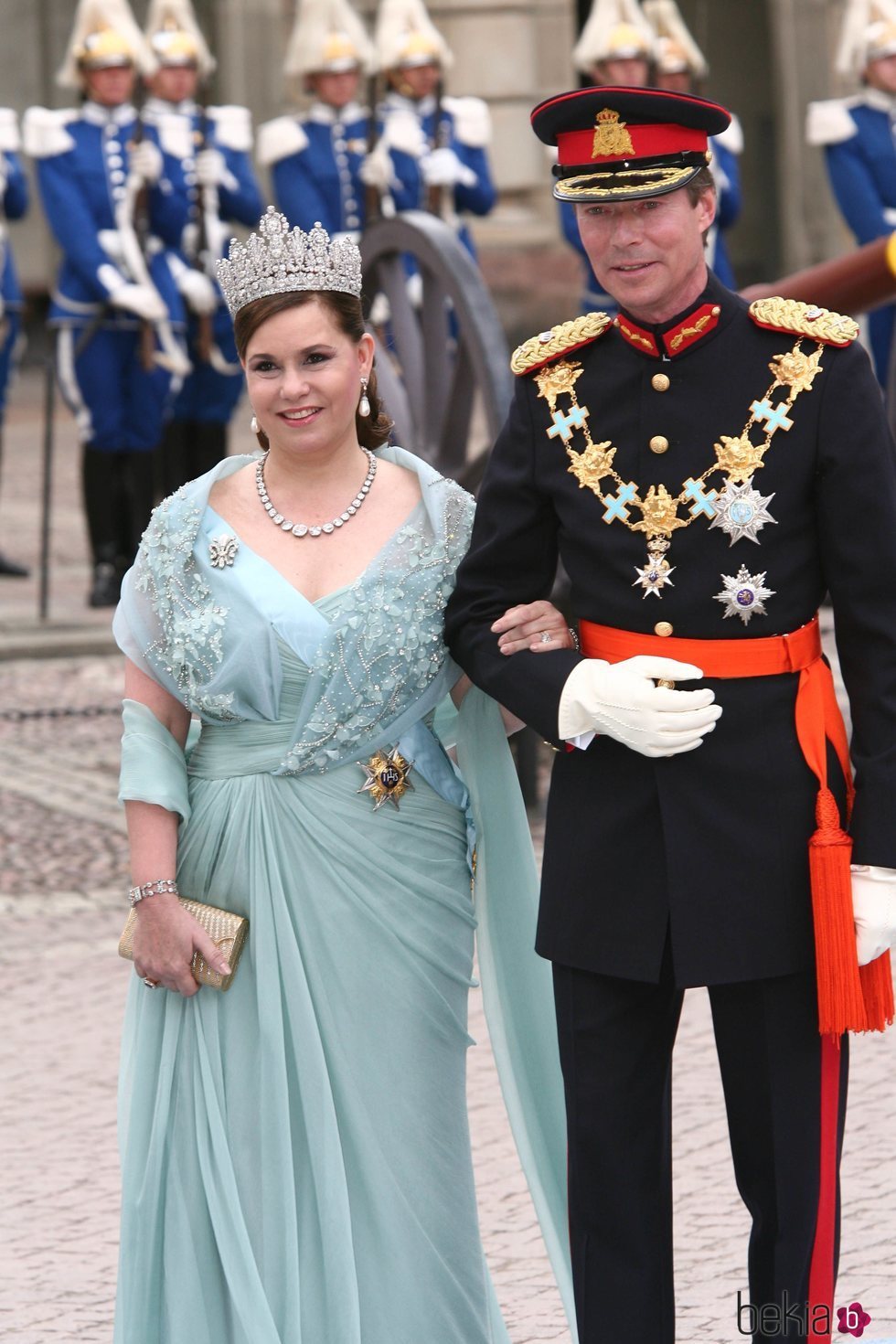 Enrique y María Teresa de Luxemburgo en la boda de Victoria de Suecia y Daniel Westling