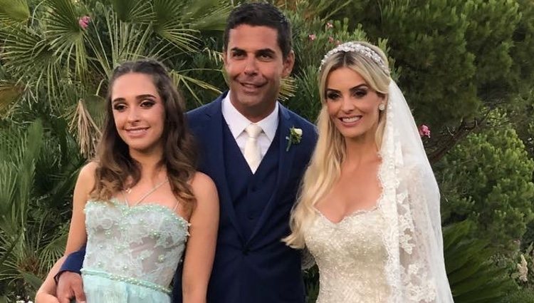 Doda Miranda junto a su mujer y su hija el día de su boda