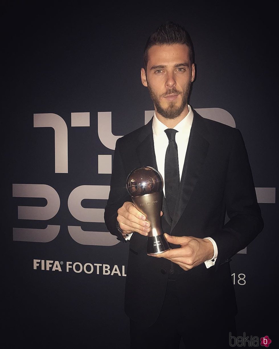 David de Gea con su premio en la gala de los premios The Best FIFA 2018