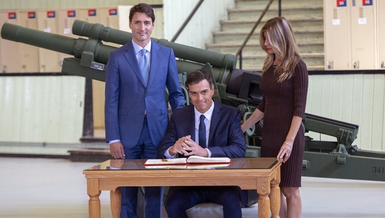 Pedro Sánchez y Begoña Gómez junto a Justin Trudeau en Canadá