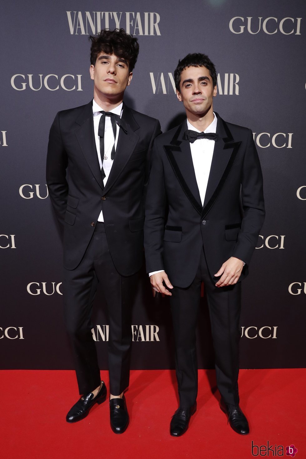 Javier Calvo y Javier Ambrossi (los Javis) en la alfombra de la fiesta de Vanity Fair 2018