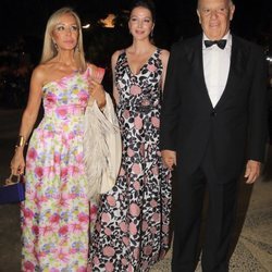 Carmen Lomana, el Marqués de Griñón y Esther Doña en los Premios Escaparate 2018