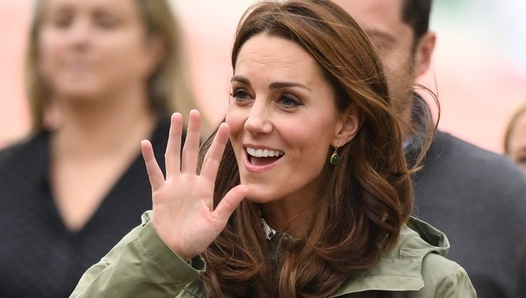 Kate Middleton asiste en la escuela Sayers Croft Forest y el Jardín Wildlife en Londres