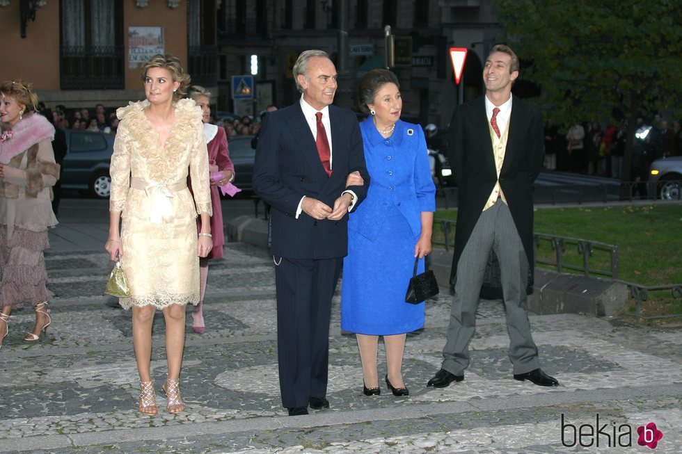 Los Duques de Soria y sus hijos en la boda de Fernando Gómez-Acebo y Mónica Martín Luque