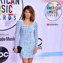 Cobie Smulders en los American Music Awards 2018