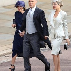 Robbie Williams y Ayda Field en la boda de Eugenia de York y Jack Brooksbank