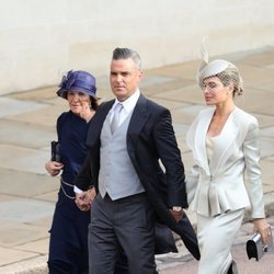Robbie Williams y Ayda Field en la boda de Eugenia de York y Jack Brooksbank