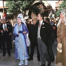 Lucía y Miguel Bosé sorprendieron con sus atuendos a su llegada a la boda de Eugenia Martínez de Irujo y Fran Rivera