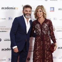 Fernando Tejero y Eva Isanta en los Premios Iris 2018