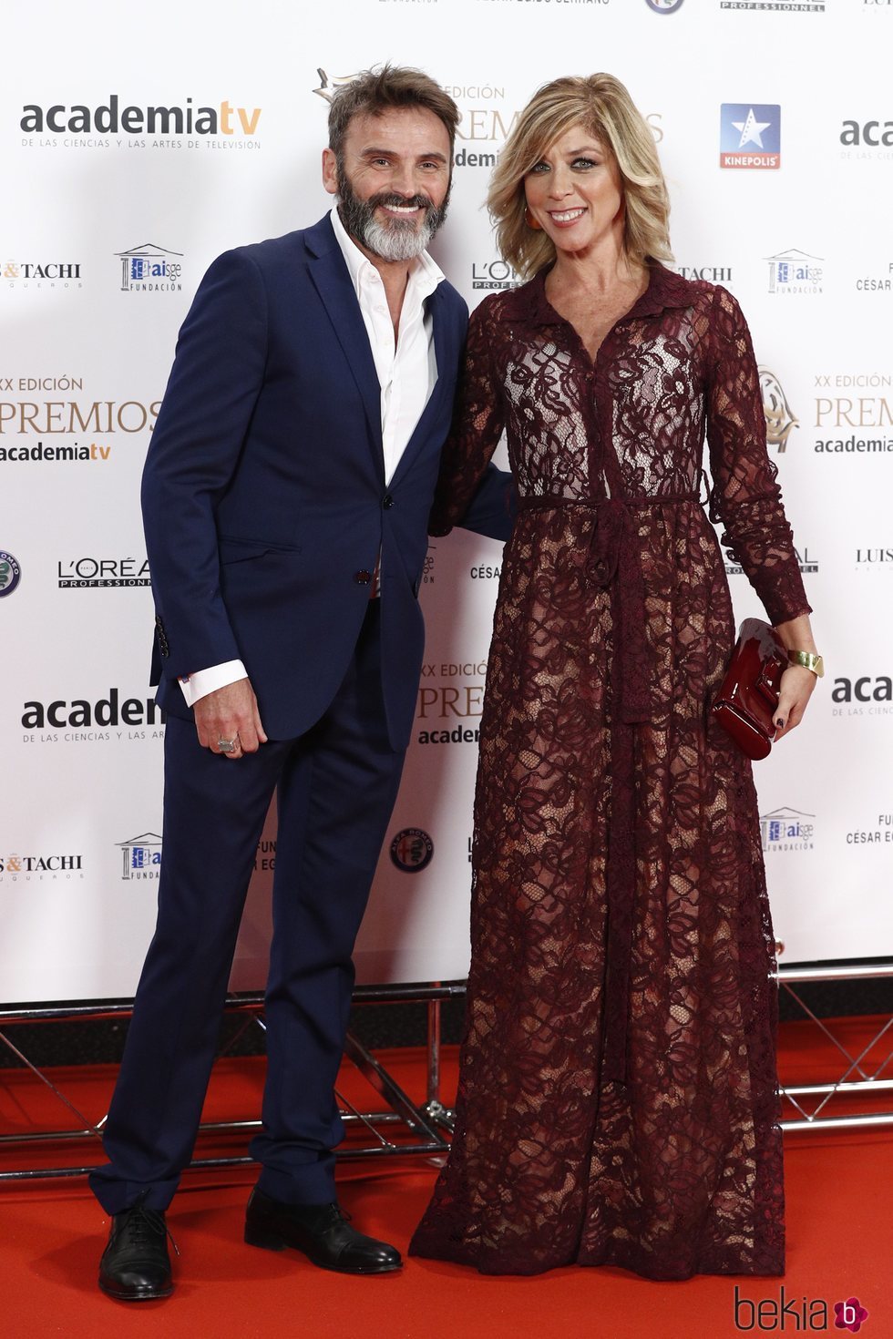 Fernando Tejero y Eva Isanta en los Premios Iris 2018