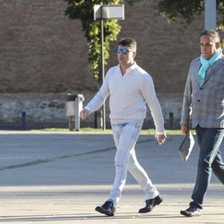Fran Álvarez y el periodista Aurelio Manzano a su llegada al juicio