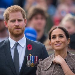 El Príncipe Harry y Meghan Markle divirtiéndose en su viaje oficial a Nueva Zelanda