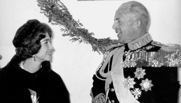 La Reina Sofía con su padre, Pablo de Grecia
