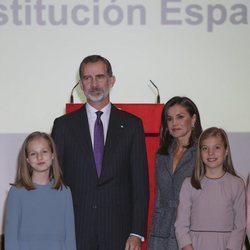 Los Reyes Felipe y Letizia, la Princesa Leonor y la Infanta Sofía en la lectura de la Constitución