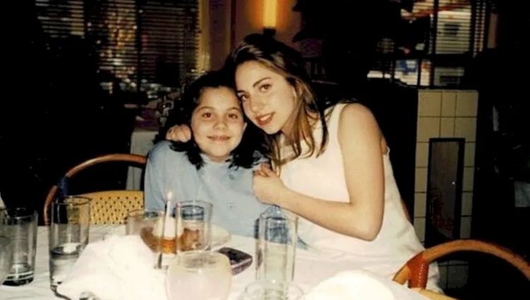 Lady Gaga y su hermana cuando eran pequeñas