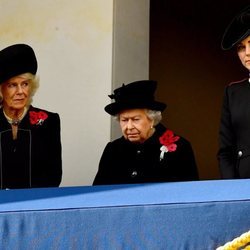 La Reina Isabel, Camilla Parker y Kate Middleton en el Día del Recuerdo 2018