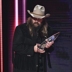 Chris Stapleton recogiendo su premio de los Country Music Association Awards 2018
