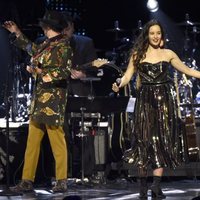 El grupo Monsieur Periné actuando en la gala de Persona del Año de los Grammy Latinos 2018