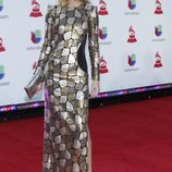 Mar Flores en la alfombra roja de los Grammy Latinos 2018