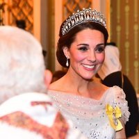 Kate Middleton con la Cambridge Lover's Knot Tiara en la recepción al Cuerpo Diplomático