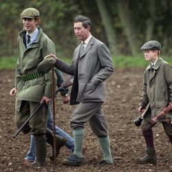 El Príncipe Carlos y el Príncipe Harry cazando