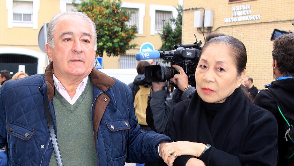 Bernardo Pantoja y Junco acudiendo al entierro de Chiquetete