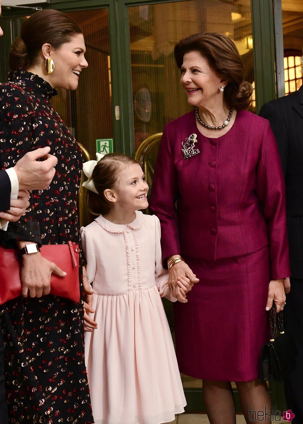 Victoria de Suecia, Estela de Suecia y Silvia de Suecia en el seminario por el 75 cumpleaños de Silvia de Suecia
