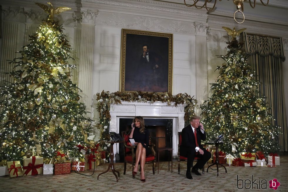 Donald Trump y Melania Trump en 'Santa Track'