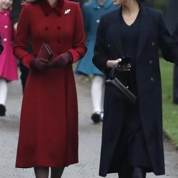 Kate Middleton y Meghan Markle llegando a la Misa de Navidad 2018