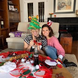 Miguel Ángel Silvestre y su hermana en Navidad