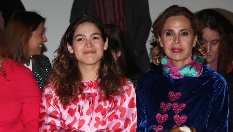 Ágatha Ruiz de la Prada con Cósima en Madrid Fashion Week