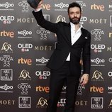 Rodrigo Sorogoyen con su estatuilla en los Premios Goya 2019