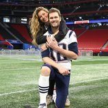 Gisele Bündchen y Tom Brady en el estado Mercedes-Benz de Atlanta