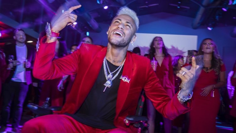 Neymar en su fiesta de cumpleaños