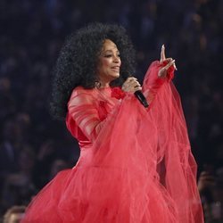 Diana Ross durante su actuación en los Grammy 2019