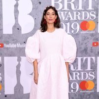 Laura Jackson en la alfombra roja de los Brit Awards 2019