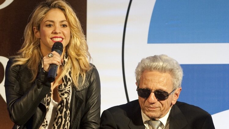 Shakira en la presentación del libro de su padre