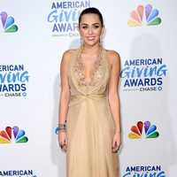 Miley Cyrus en los premios American Giving Awards