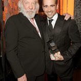 Donald Sutherland y Colin Farrell en los premios American Giving Awards