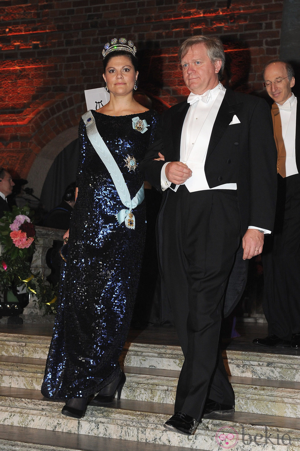 Victoria de Suecia y Brian Schmidt en el banquete de los Premios Nobel 2011