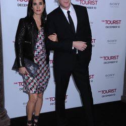 Jennifer Connelly y su marido, Paul Bettany, en la premiere de 'The tourist'