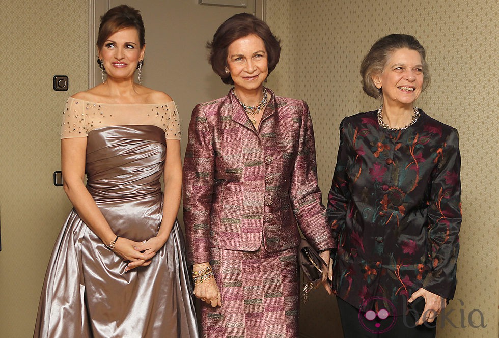 Ainhoa Artera, la Reina Sofía y la Princesa Irene de Grecia
