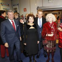 Espartaco, los Duques de Alba, Carmen Tello y Curro Romero en los Premios Alfonso Ussía
