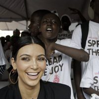 Kim Kardashian con los más desfavorecidos de Haití