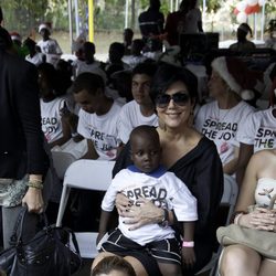 Kris Jenner con los más desfavorecidos de Haití